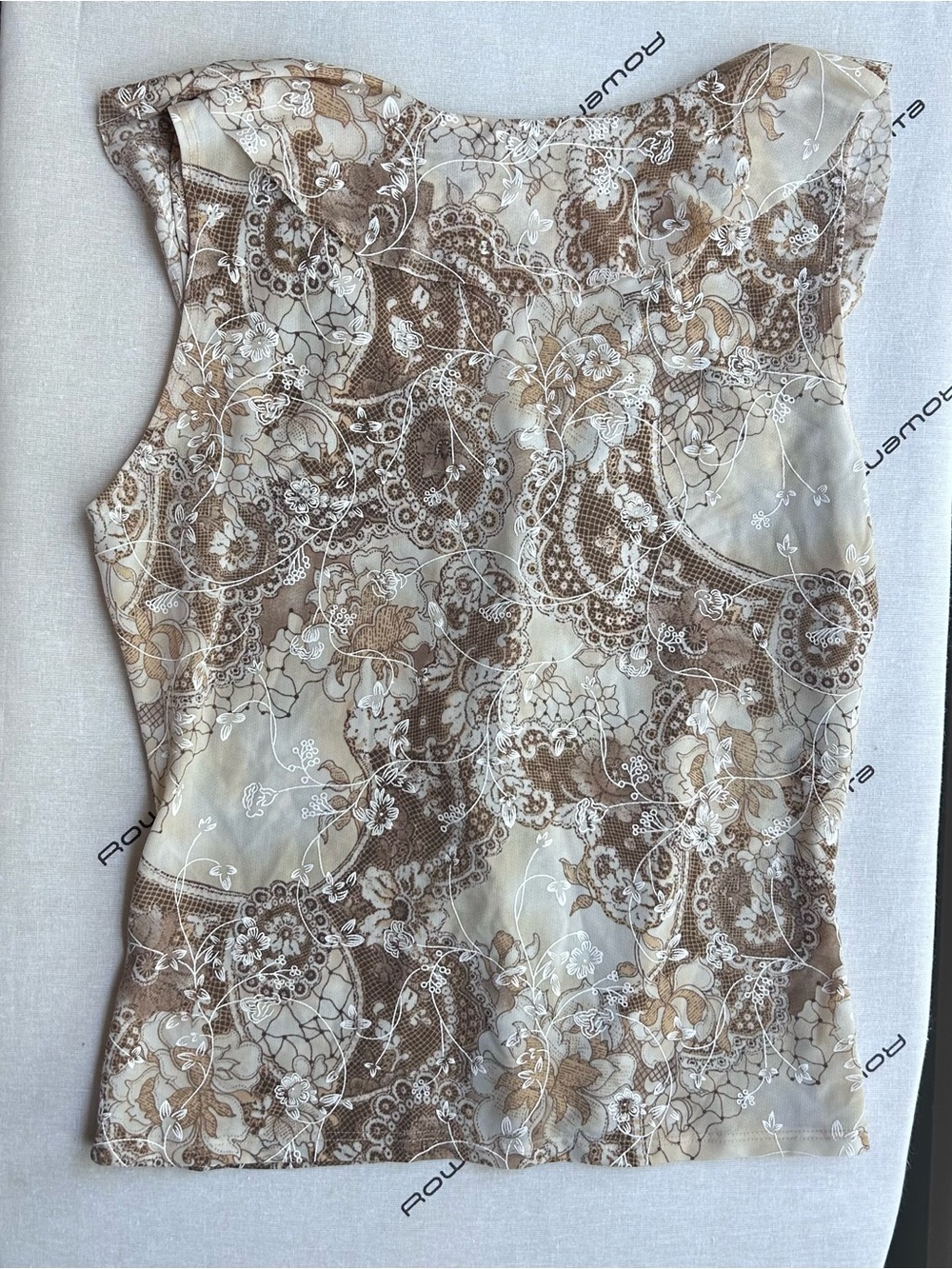 Topia Brown and Cream Paisley Ruffle Blouse - Picture 4 of 4